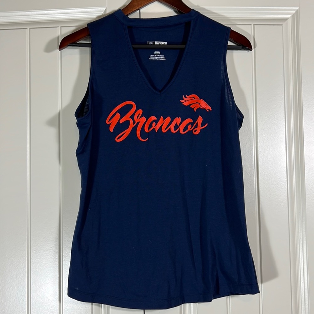 NFL Broncos Top- Women’s M